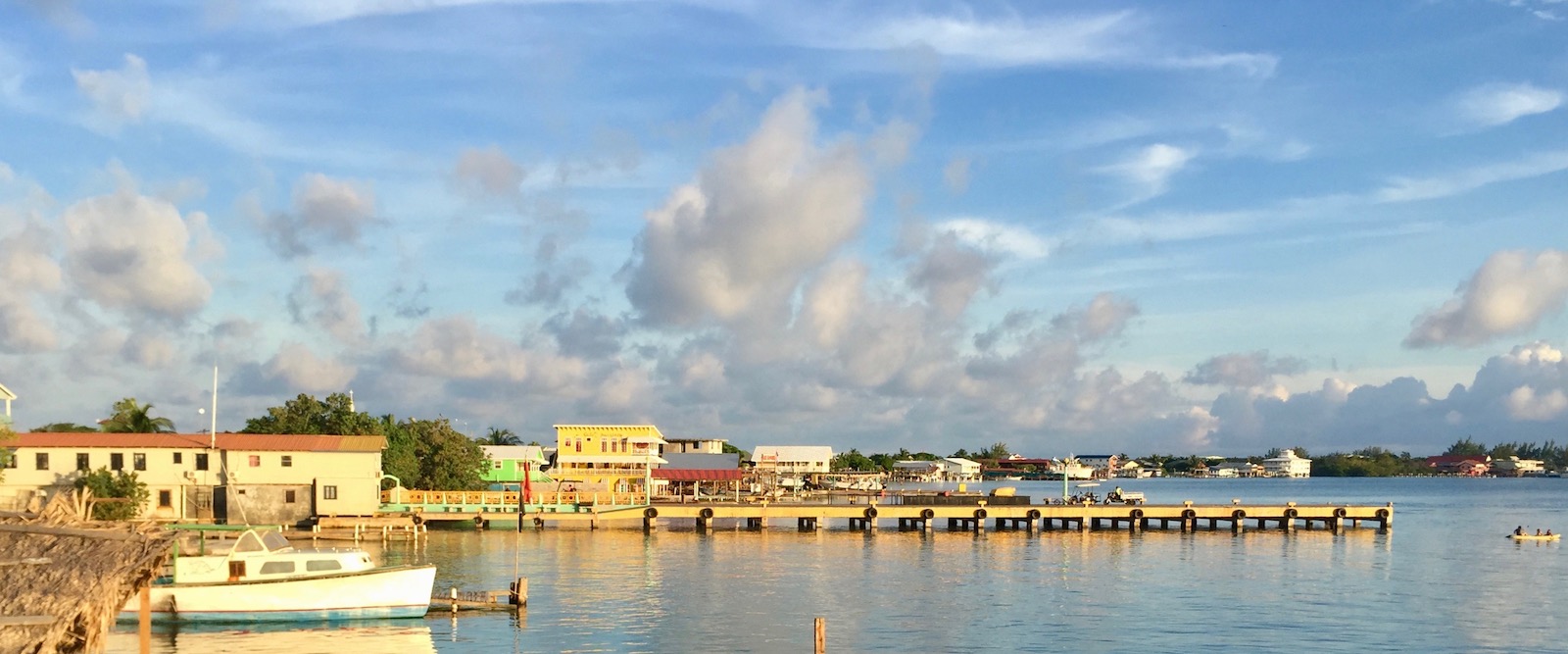 Sunset on the waterfront in utila honduras