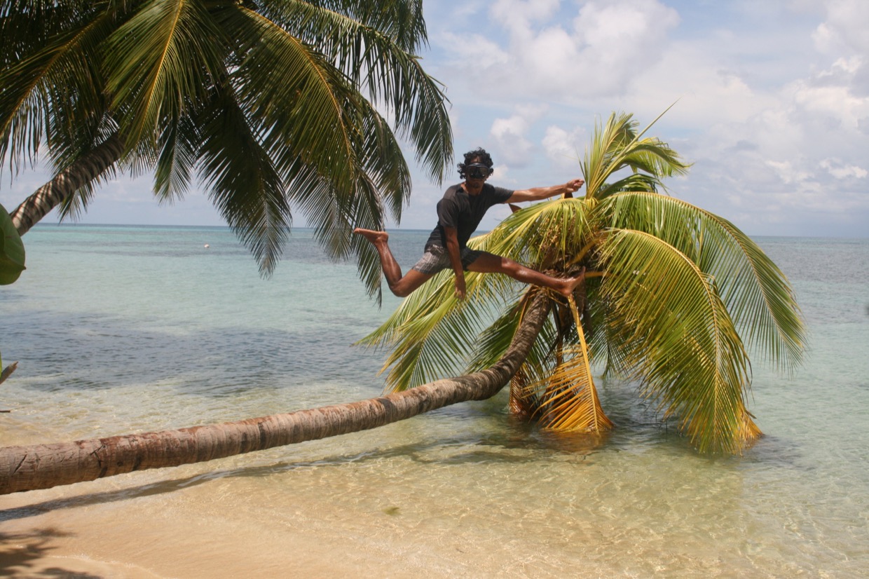 V air guitar in little corn island